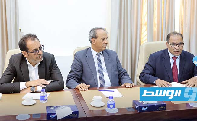 جانب من اجتماع لحكومة الوحدة الوطنية الموقتة لمناقشة أسباب اعتصام أعضاء هيئة التدريس بالجامعات والمعاهد العليا، الثلاثاء 14 نوفمبر 2023 (منصة حكومتنا)