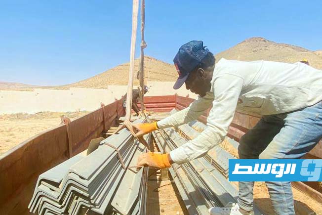 نقل أبراج كهرباء حديدية إلى سبها، 14 يونيو 2025 (الشركة العامة للكهرباء)