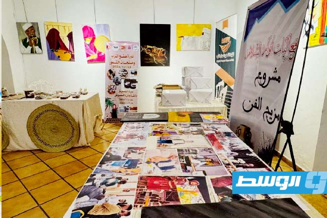 من أجواء الدورة الثانية عشرة من مهرجان واحة النخيل للتراث الشعبي في الطويلة بزلطن. (المركز الإعلامي لبلدية زلطن)