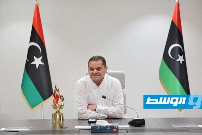 من رئيس «حكومة الوحدة الوطنية الموقتة» عبدالحميد الدبيبة خلال استقباله المنتخب الليبي لكرة القدم الموحدة، الثلاثاء 14 يوليو 2026 (المكتب الإعلامي لرئيس حكومة الوحدة الوطنية الموقتة)