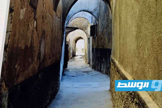 من أجواء المعرض الفوتوغرافي للفنان سالم أبوديب بدار كريسته للفنون،. (بوابة الوسط)