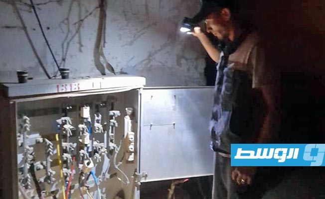 جانب من أعمال الصيانة للشبكة المتضررة بدرنة، الجمعة 3 نوفمبر 2023 (الشركة العامة للكهرباء)