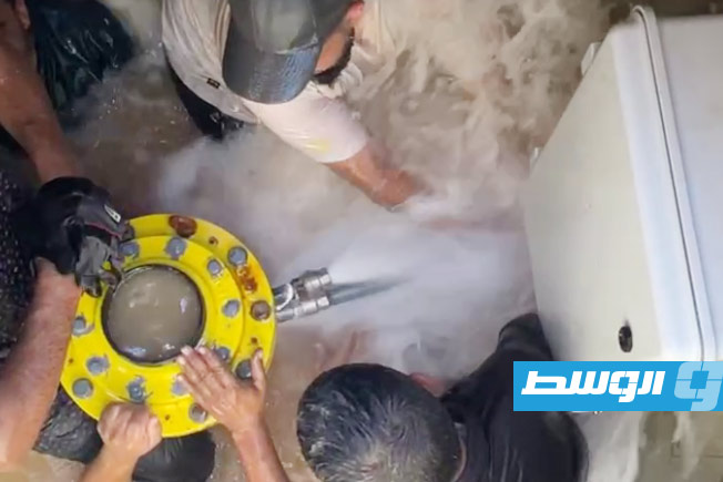 من أعمال السيطرة على تسرب مياه بمنطقة الشويرف، 8 أغسطس 2025. (النهر الصناعي)
