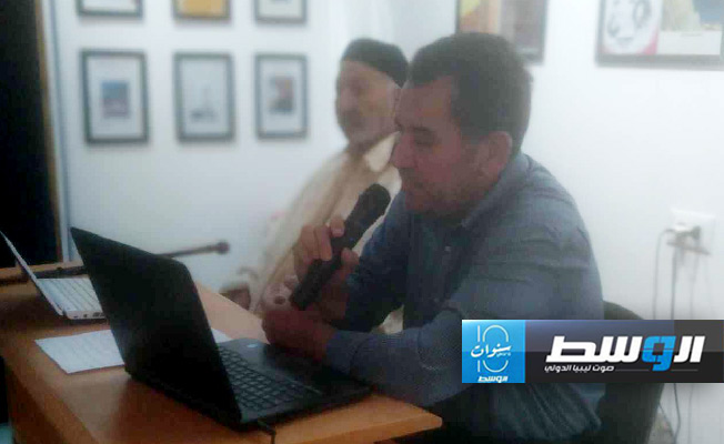 الدكتور فوزي فرييسن المدير الفني لدار الحاراتي للفنون. (بوابة الوسط)