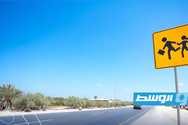 الجزء الأول من طريق الساحل الغربي بين صبراتة وزوارة بعد انتهاء تطويره، السبت 1 فبراير 2025 (منصة حكومتنا)
