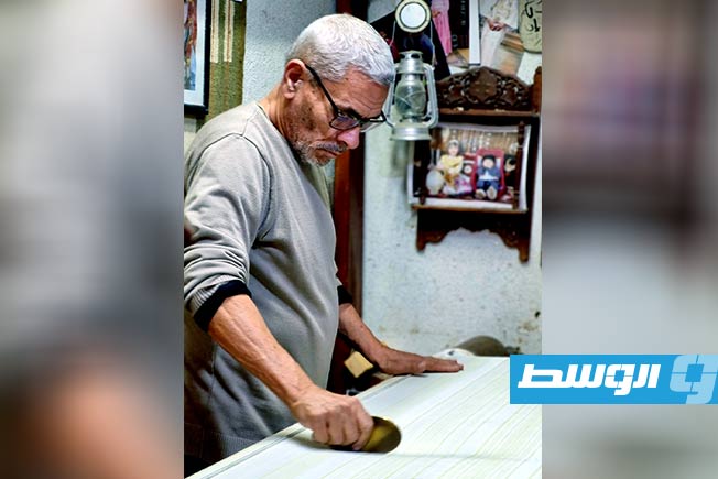 ترشيق الحرير في النسيج الليبي التقليدي (فاطمة محمد)