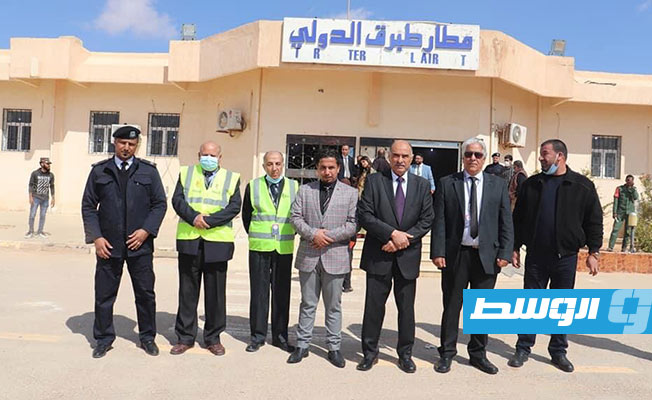 حفل ترحيب بوفد شركة برنيق للطيران المدني في مطار طبرق