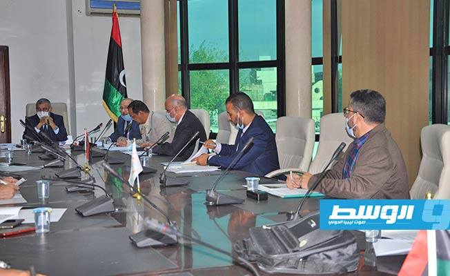 الاجتماع الأول للجنة الدائمة لتنظيم العمالة الوافدة. الاثنين 16 نوفمبر 2020. (وزارة الداخلية)