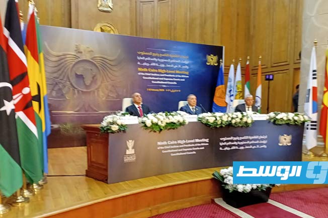 مؤتمر صحفي بمقر المحكمة الدستورية العليا المصرية بالقاهرة لإعلان تفاصيل الاجتماع التاسع لرؤساء المحاكم الأفريقية، 5 فبراير 2026. (بوابة الوسط)
