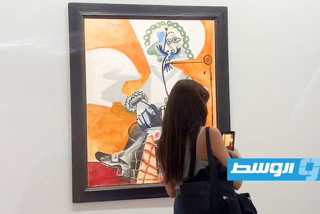 جانب من الأعمال الفنية المعروضة في معرض آرت بازل، في بازل، سويسرا في 17 يونيو 2025. (رويترز- مارلين كايزبير).