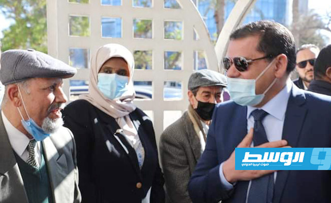 رئيس حكومة الوحدة الوطنية عبد الحميد الدبيبة أثناء استقباله بدار الفنون (وزارة الثقافة)