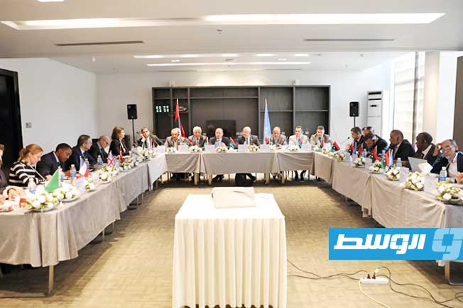 مشاركون في اجتماع نظمته البعثة الأممية لمناقشة أمن الحدود في ليبيا (البعثة الأممية)