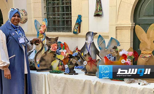 معرض تشكيلي في قلعة السرايا الحمراء في مدينة طرابلس (فيسبوك)