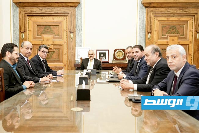 اجتماع عيسى وشكشك بمقر المصرف المركزي في طرابلس، الأربعاء 6 أغسطس 2025. (المصرف المركزي)