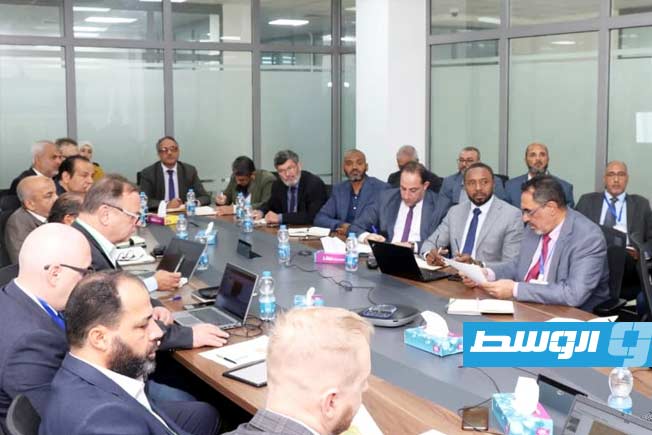 لقاء مسؤولي مؤسسة النفط مع وفد شركة «بونا»، 27 نوفمبر 2025. (صفحة المؤسسة على فيسبوك)