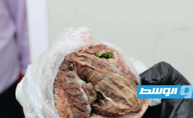 لحم مضبوط غير صالح للاستهلاك الآدمي.