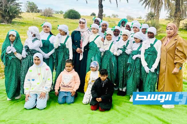 من أجواء الدورة الثانية عشرة من مهرجان واحة النخيل للتراث الشعبي في الطويلة بزلطن. (المركز الإعلامي لبلدية زلطن)