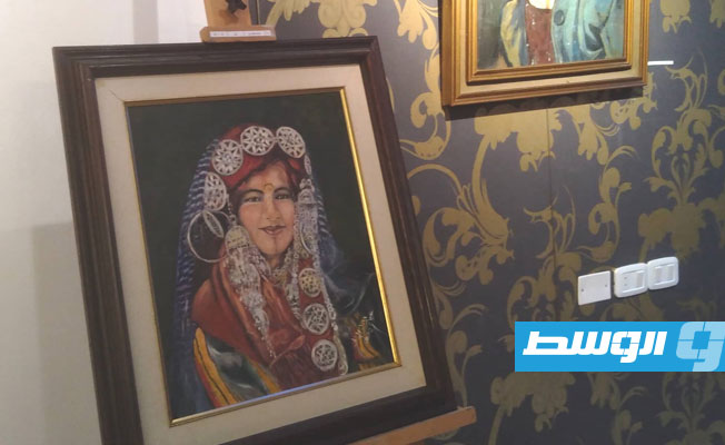 تدشين المعرض الشخصي الأول للفنان التشكيلي عبدالرزاق الدالي بعنوان «الخريف» (بوابة الوسط)