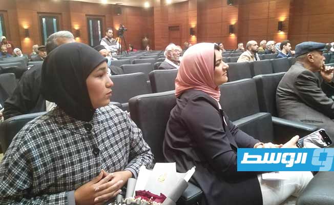 جانب من جمهور محاضرة الدكتورة مفيدة جبران (بوابة الوسط)