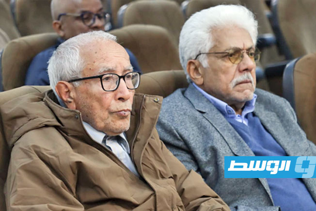 جانب من الحضور خلال مناقشة «رواية سيرة الفيض العبثية» في الجامعة الدولية ببنغازي.