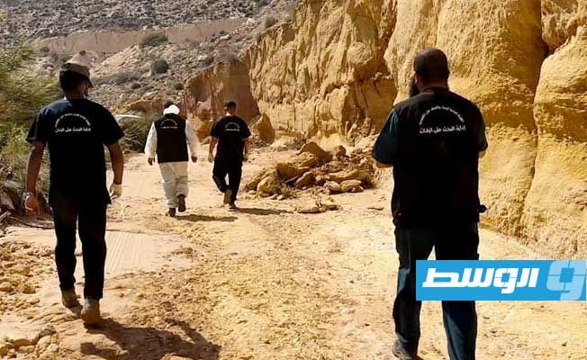 فرق هيئة البحث عن المفقودين تنتشل جثثا مجهولة جرفتها العاصفة «دانيال» في درنة، 16 سبتمبر 2023. (هيئة البحث عن المفقودين)