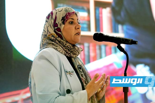الكاتبة رحاب شنيب في حفل التتويج (فيسبوك)