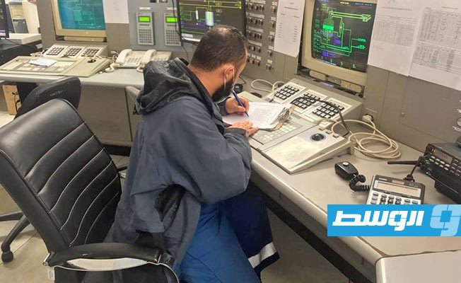 مهندسون بشركة الواحة للنفط, 21 نوفمبر 2021. (صفحة الشركة على فيسبوك)