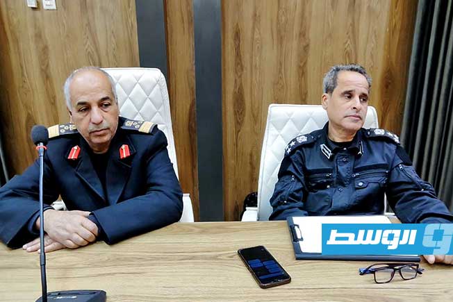 جانب من اجتماع المجلس التسييري لبلدية طبرق لحل أزمة الوقود في المدينة، 28 ديسمبر 2025 (صفحة المجلس البلدي طبرق)