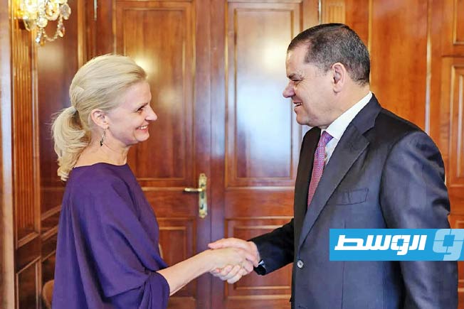 لقاء الدبيبة مع وفد مكتب خدمات الرقابة الداخلية التابع للأمم المتحدة في طرابلس، الأحد 15 يونيو 2025. (حكومتنا)