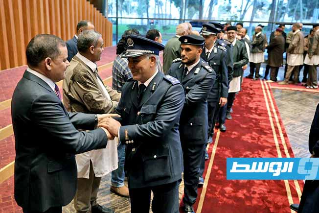 لقاء الدبيبة مع عدد من أعيان وشباب وقيادات بلدية تاجوراء على مائدة الإفطار في طرابلس، الأربعاء 11 مارس 2026. (حكومتنا)