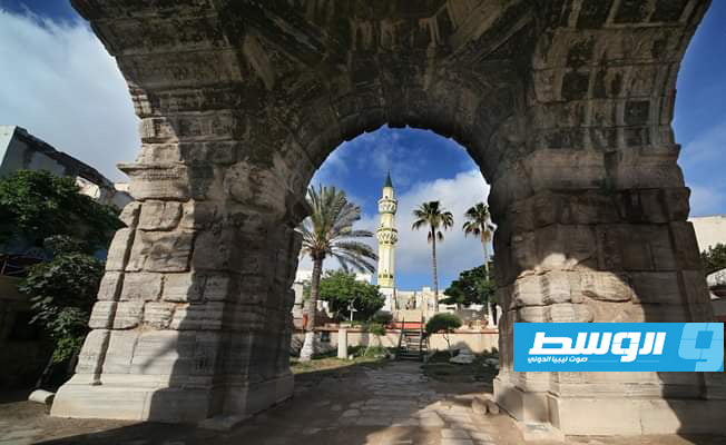 من أعمال الفنان عبدالمجيد الفرجاني (بوابة الوسط)
