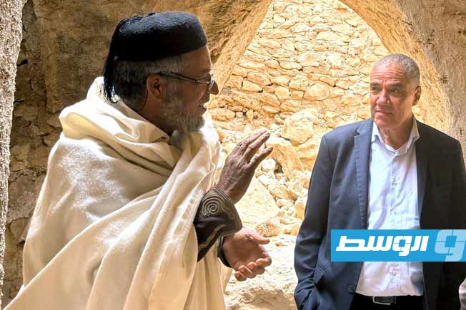 زيارة السفير الألماني إلى بلدية نالوت. (السفارة الألمانية في ليبيا)