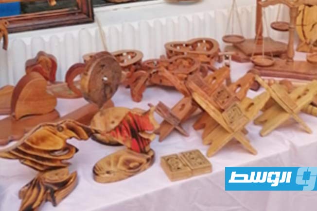 جانب من معرض «ريشة ومقتنيات ليبية» بزاوية الدهماني في 15 أغسطس 2025. (بوابة الوسط)