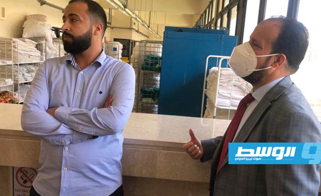 جولة تفقدية لوزير الصحة في مركز بنغازي الطبي، 8 مايو 2021. (وزارة الصحة)