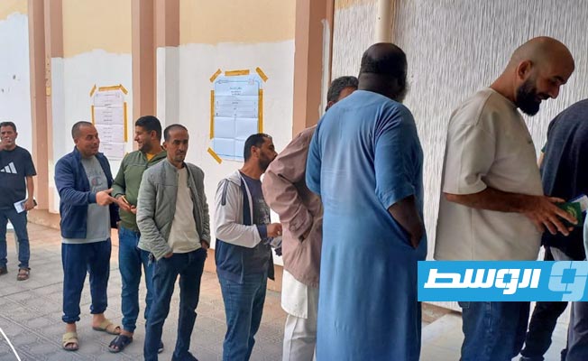 ناخبون ينتظرون الإدلاء بأصواتهم في العامرية والناصرية، 16 نوفمبر 2024. (حكومتنا)