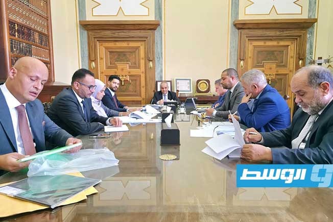 اجتماع لجنة الاستثمار والمخاطر بمصرف ليبيا المركزي، 8 أكتوبر 2025. (صفحة المركز على فيسبوك)