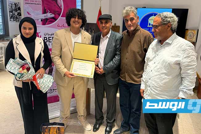 احتفالية ثقافية في بنغازي لتكريم موهبة «ذا فويس كيدز» زياد السحاتي. (فيسبوك)