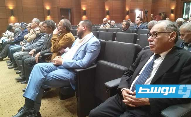 جانب من جمهور محاضرة الدكتورة مفيدة جبران (بوابة الوسط)