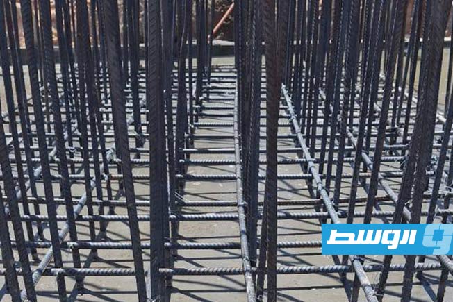 صب القواعد الخرسانية لمشروع محطة كهرباء التسعين في سرت. (الشركة العامة للكهرباء)