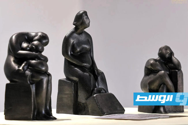 من داخل معرض فني احتضنته دار الفقيه حسن تحت عنوان «خيوط الحكاية»، أبريل 2026، (الإنترنت)