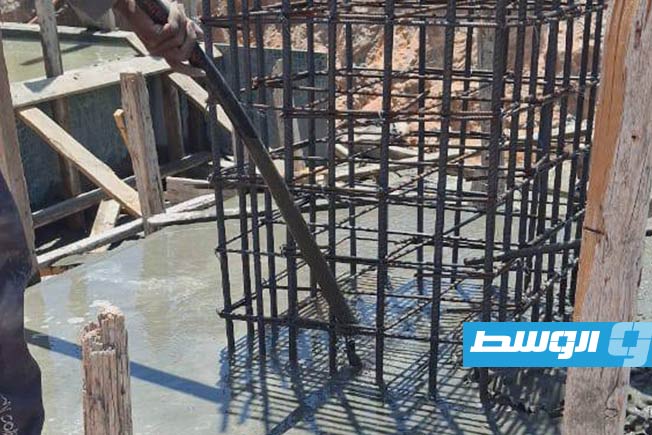 صب القواعد الخرسانية لمشروع محطة كهرباء التسعين في سرت. (الشركة العامة للكهرباء)
