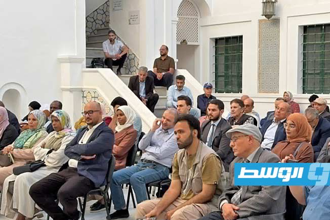 جانب من حضو ر الندوة التي تناولت «الرواية الاستعمارية للابدة الجماعية» خلال ندوة فكرية بمجمع ليبيا للدراسات المتقدمة، الخميس 21 مايو 2026. (فيسبوك)