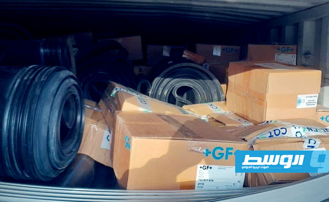 وصول شحنة المواد الخاصة بميناء الخمس البخارية. (الشركة العامة للكهرباء)