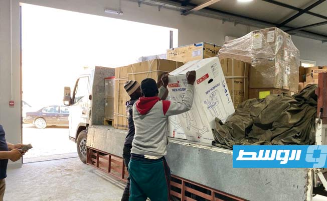 المعدات والأجهزة الطبية المقدمة لمستشفى زوارة البحري وراقدالين القروي. (المؤسسة الوطنية للنفط)