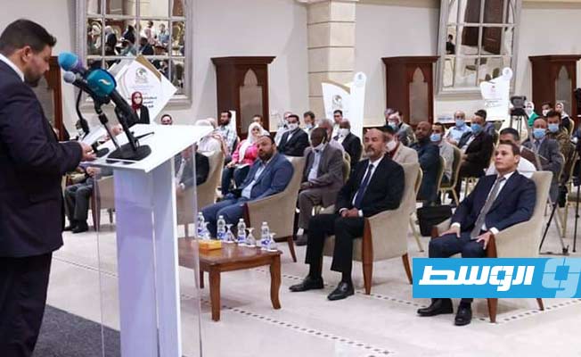 موسى الكوني شارك في احتفال مؤسسة الشيخ الطاهر الزاوي الخيرية بمناسبة الذكرى العاشرة لتأسيسها