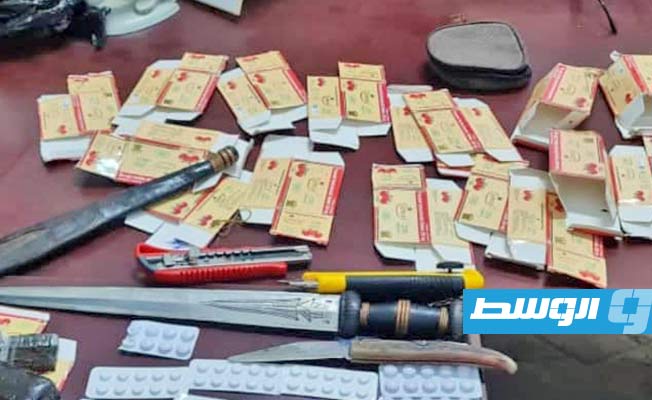 مضبوطات مع المتهمين، 1 ديسمبر 2023. (مديرية أمن بنغازي)