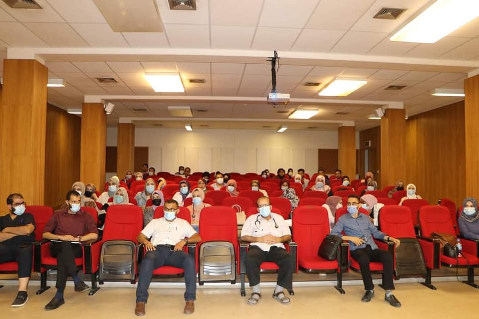 ندوة حول «علاج الحالات الطارئة في أمراض القلب»، 14 أكتوبر 2021. (مركز بنغازي الطبي)
