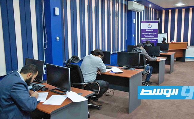 الفاعليات الأولى لبرنامج الترديب بين مؤسسة النفط وشركة شلمبرجير. (المؤسسة الوطنية للنفط)