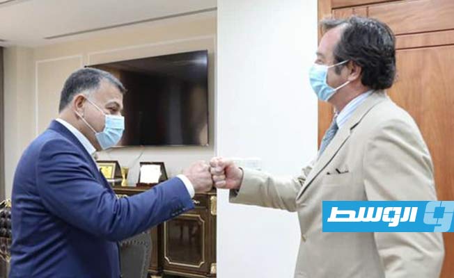 لقاء وزير الداخلية مع السفير البريطاني لدى ليبيا, الأربعاء 18 أغسطس 2021. (وزارة الداخلية)