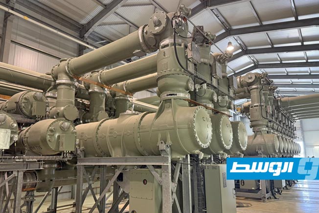 تشغيل مشروع الخط الهوائي 400 ك.ف بين محطتي أبوعرقوب والرويس غرب ليبيا. (الشركة العامة للكهرباء)